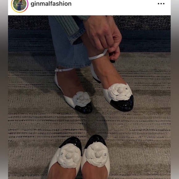 Chanel CC Logo Mary Jane . - Picture 8 of 13